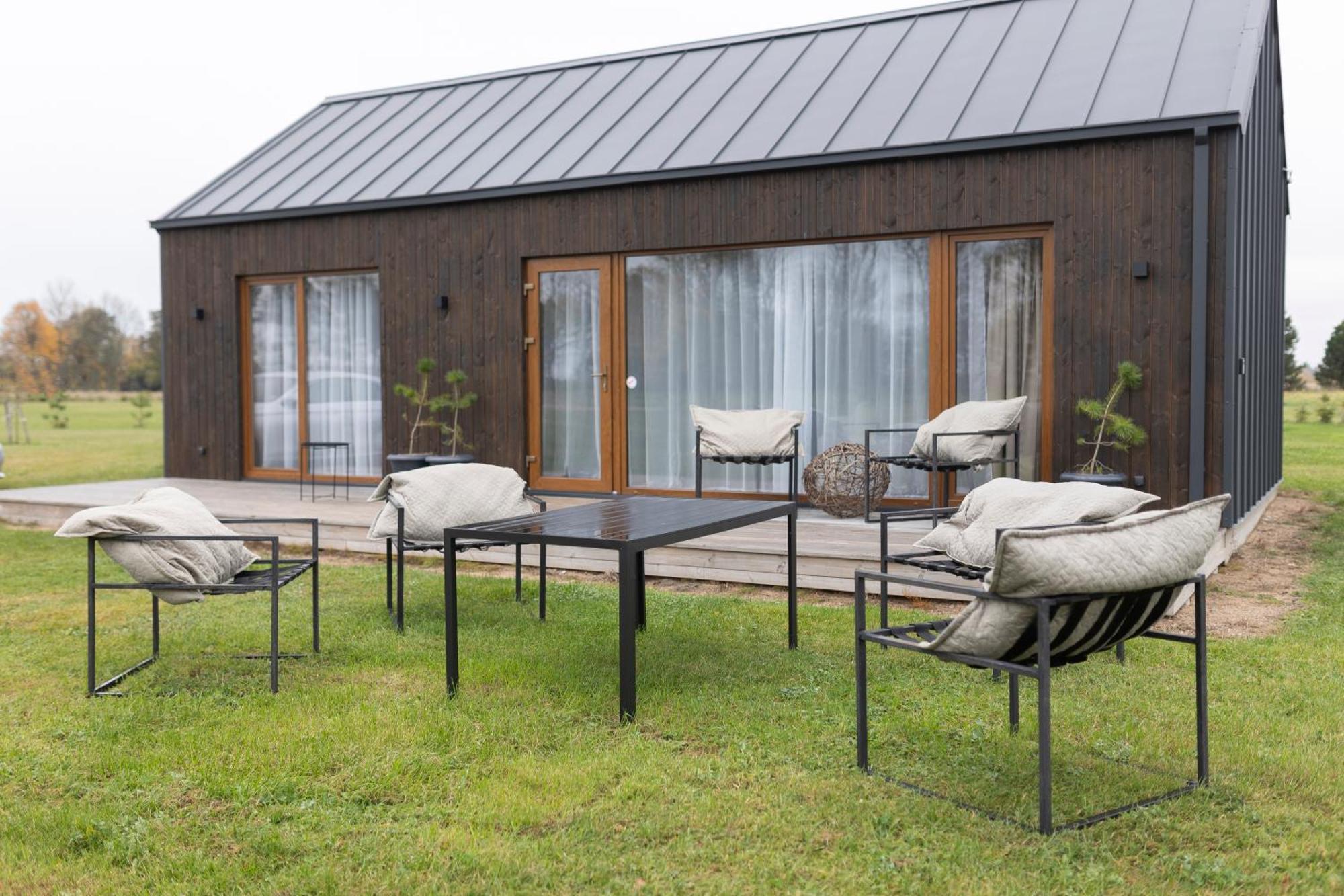 Viesuli Village Villas Saraiķi エクステリア 写真